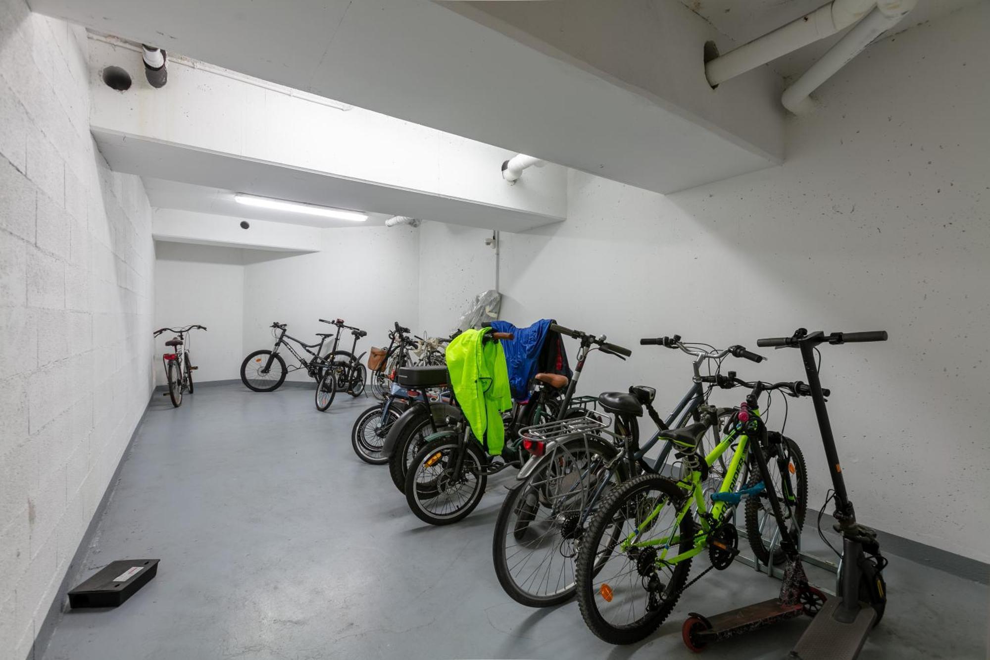 Ferienwohnung Luxury A 10Mn Du Centre De Paris & Free Parking Vitry-sur-Seine Exterior foto